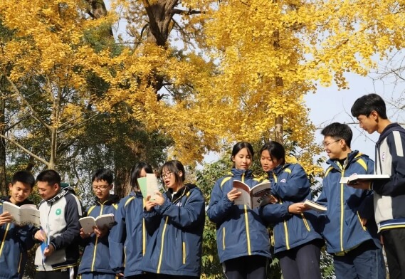 都江堰市领川实验学校