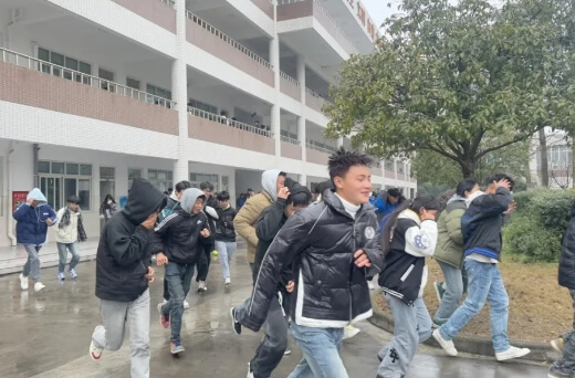 四川省青神中等职业学校