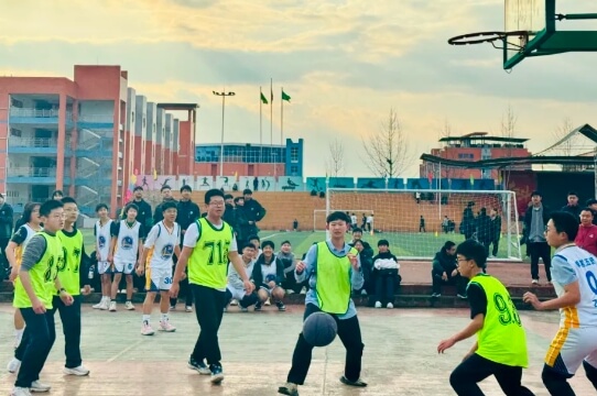 射洪绿然国际学校