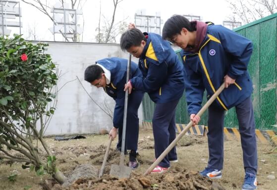 都江堰市领川实验学校