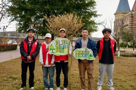 四川文化传媒职业学院
