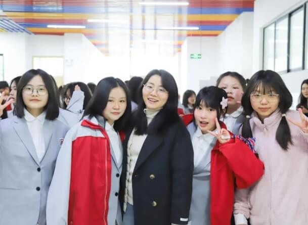 四川省成都市青苏职业中专学校