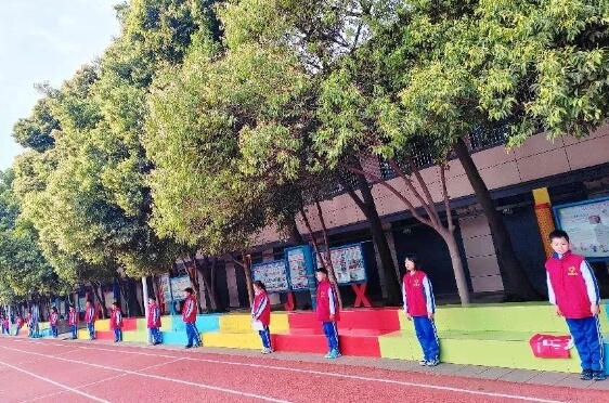 成都石室佳兴外国语学校