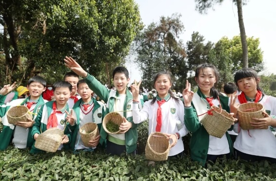 成都东辰外国语学校