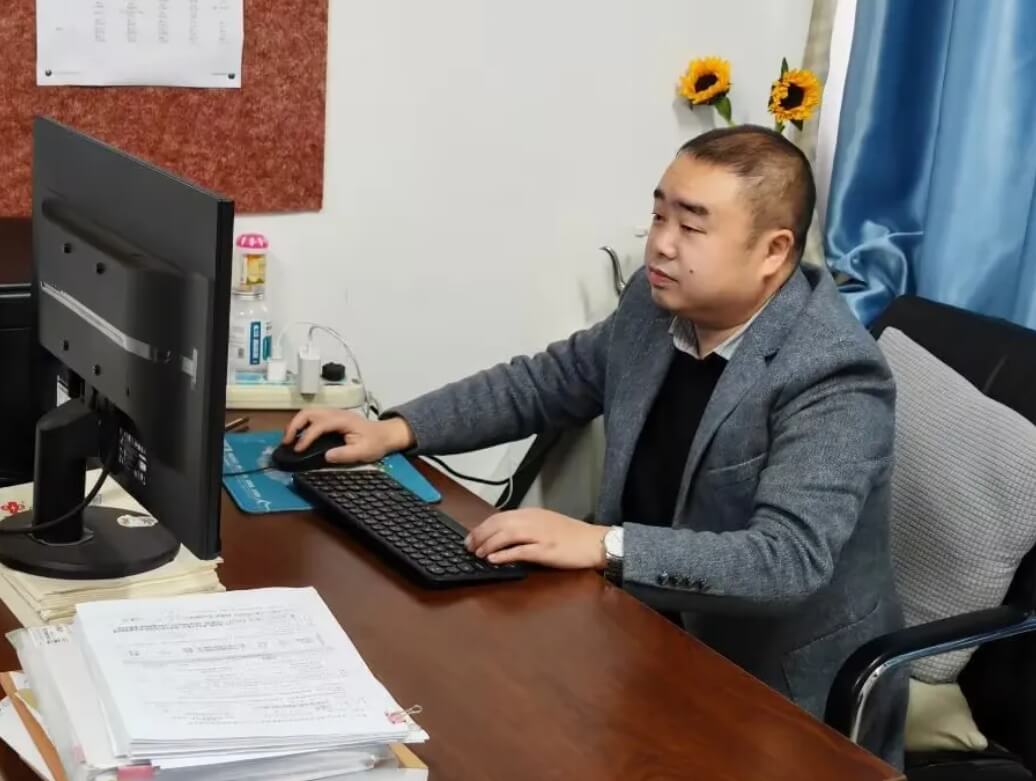 崇州市职教中心