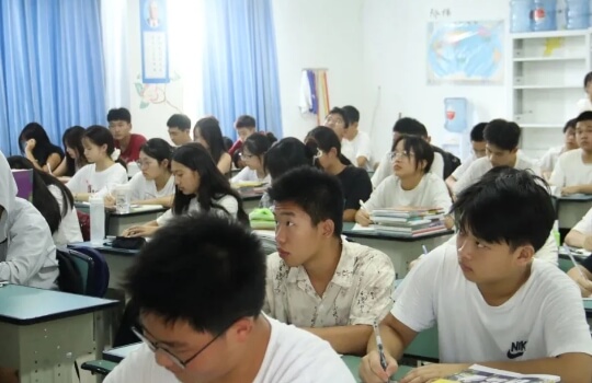 成都广信数字技术职业学校