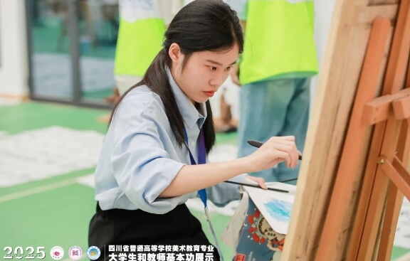 四川文化传媒职业学院