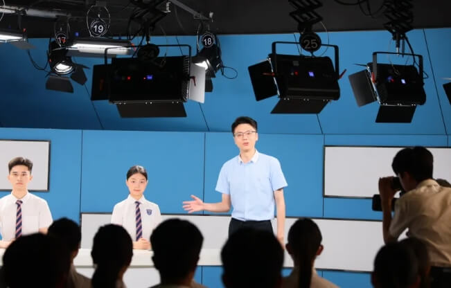 成都泛美航空旅游职业学校 成都泛美航空旅游职业学校