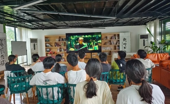 四川经济管理学校