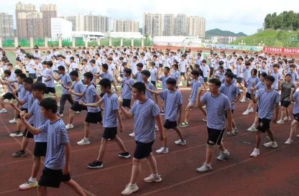 蓬溪绿然学校