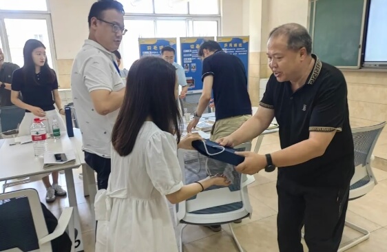 龙泉驿区师一中学校 龙泉驿区师一中学校