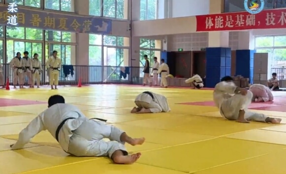 成都体育学院附属体育运动学校