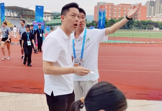 成都航空旅游职业学校