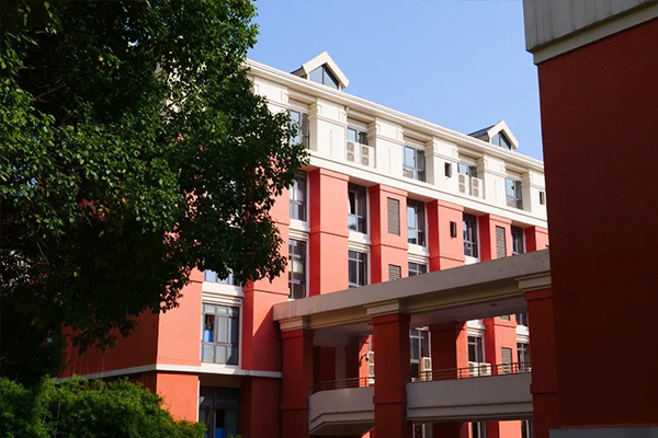 龙泉驿区百悦成龙学校