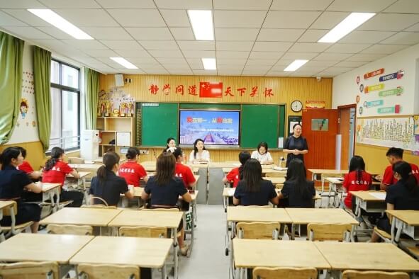 成都美视师一学校