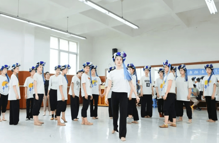 四川艺术职业学院
