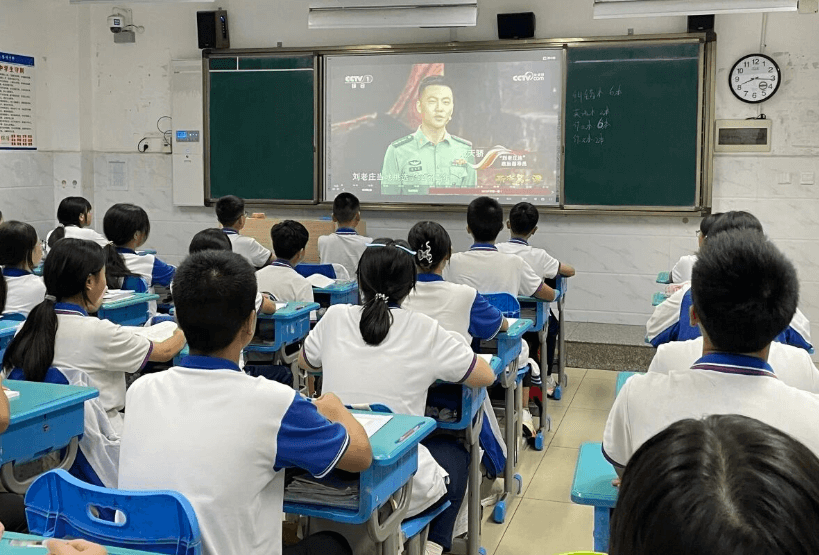 四川省绵阳普明中学
