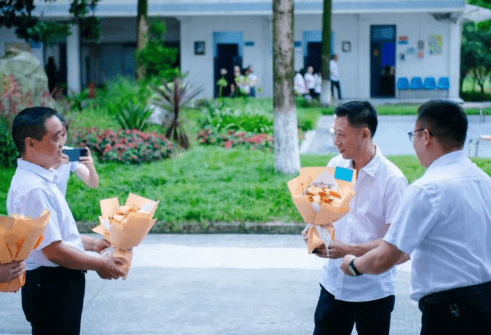 成都树德怀远中学