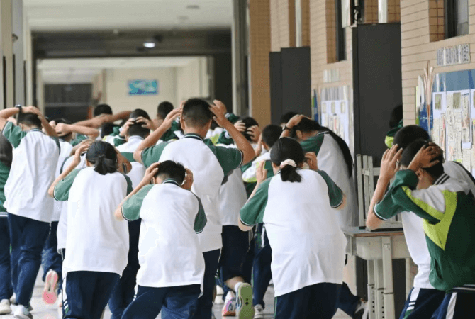 青神中学校