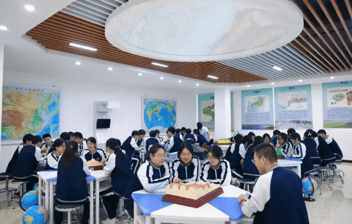 仁寿新科学校