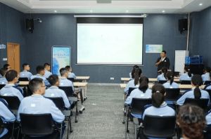 2026年成都新世纪外国语学校收费多少_助学金介绍