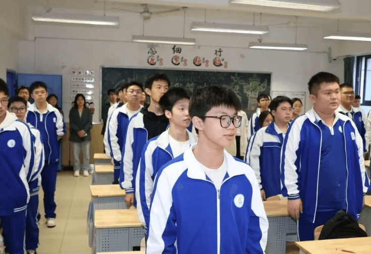 成都佳兴外国语学校 成都佳兴外国语学校