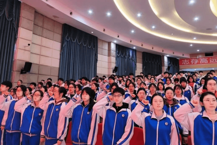 江油外国语学校