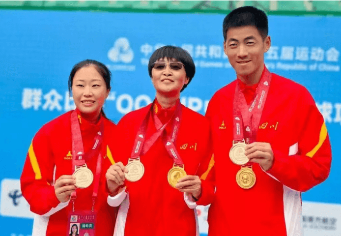 金堂县竹篙中学校