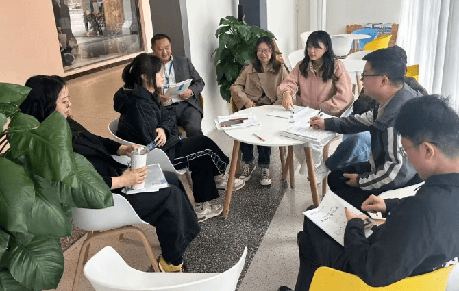 成都市郫都区绵实外国语学校 成都市郫都区绵实外国语学校