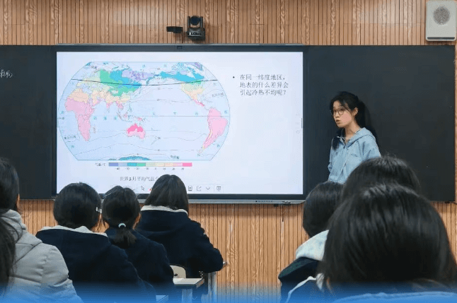 成都师上高中 成都师上高中