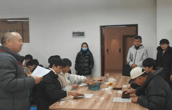 四川省档案学校