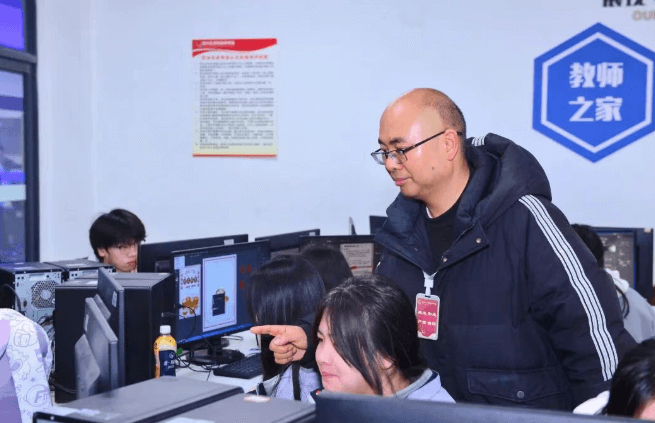 四川五月花技师学 四川五月花技师学