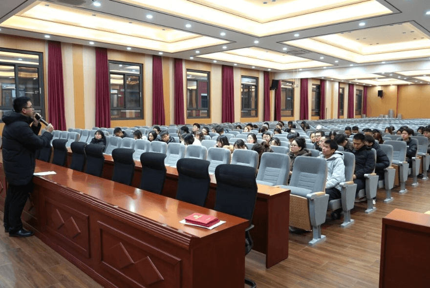 金堂润泽高级中学