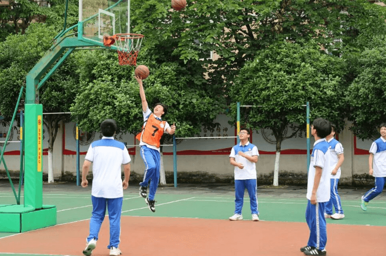 四川省彭州市第一中学 四川省彭州市第一中学