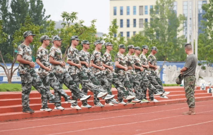 成都西川汇锦都学校
