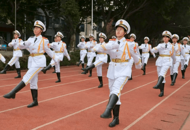 成都佳兴外国语学校