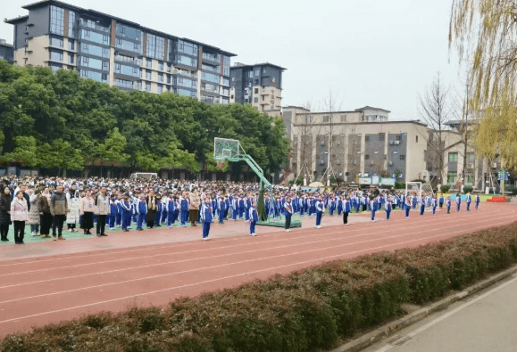 成都佳兴外国语学校