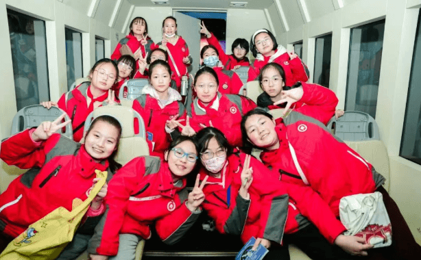 都江堰市领川实验学校