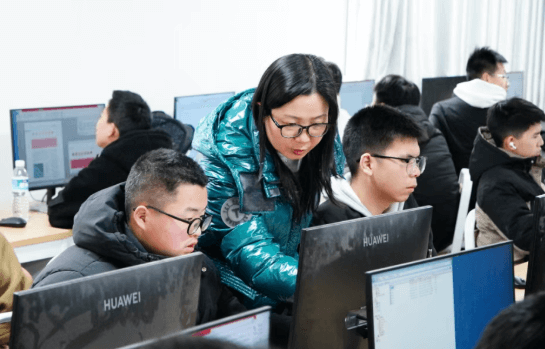 四川省宜宾市职业技术学校