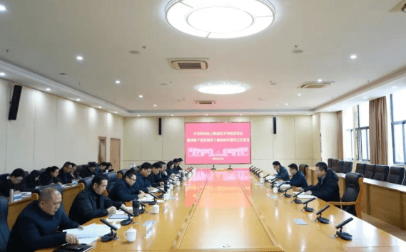 成都石化工业学校 成都石化工业学校