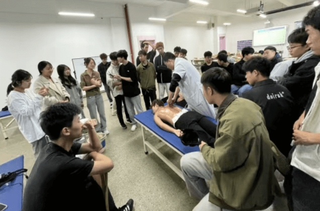 资阳口腔职业学院 资阳口腔职业学院