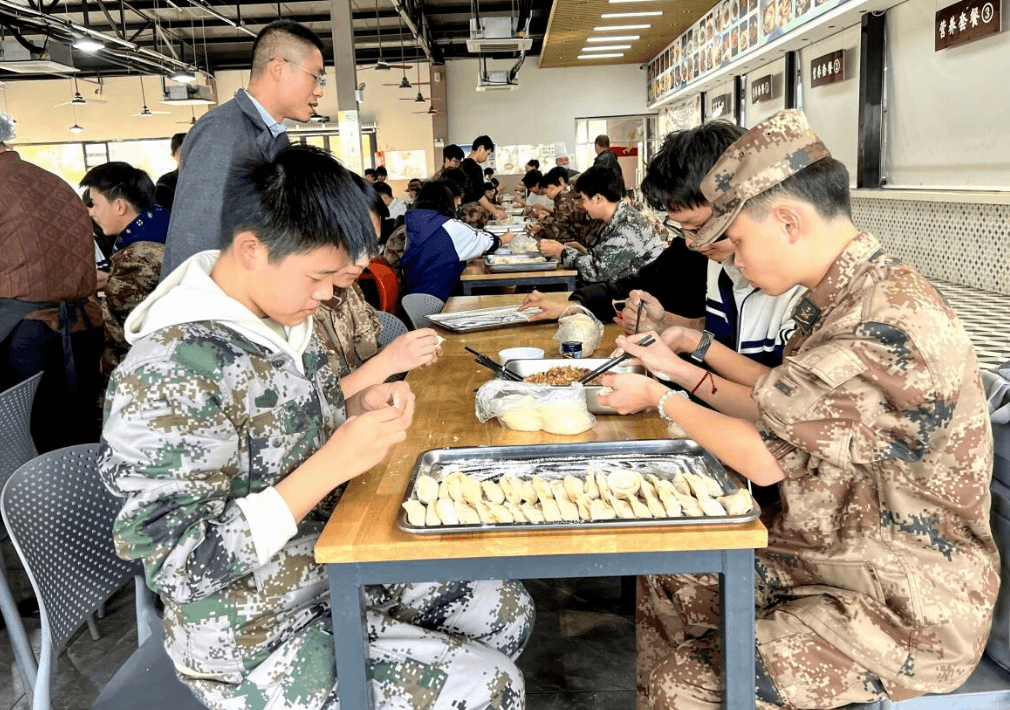 成都指南针职业技术学校