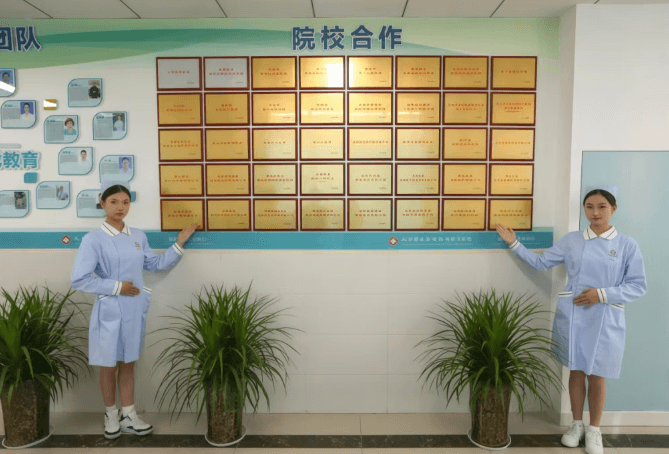 四川天府新区航空旅游职业学院