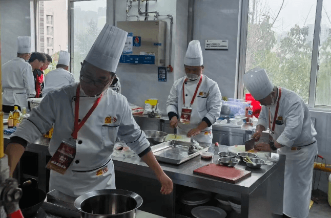 富顺职业技术学校