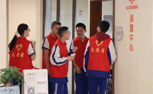 成都佳兴外国语学校