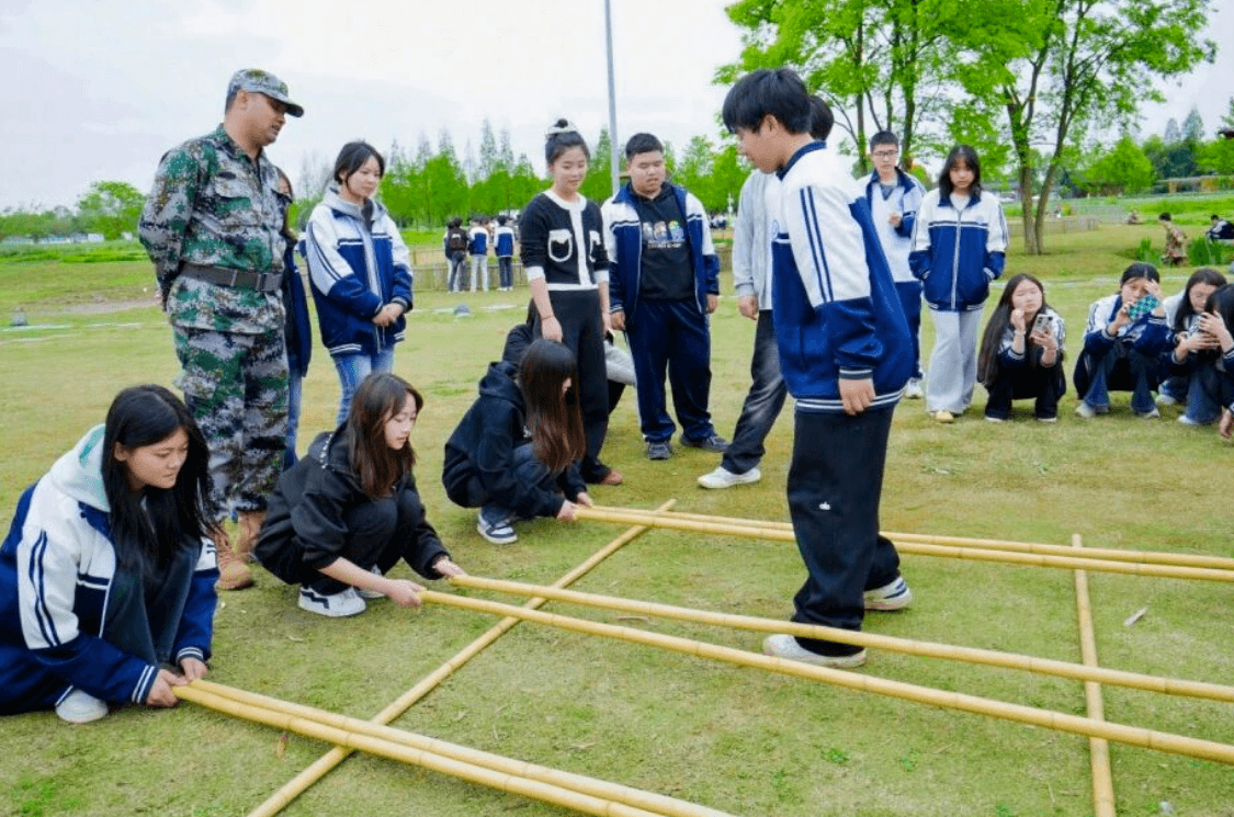成都指南针职业技术学校 成都指南针职业技术学校