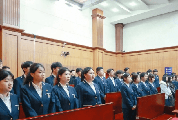 天府新区航空旅游职业学院