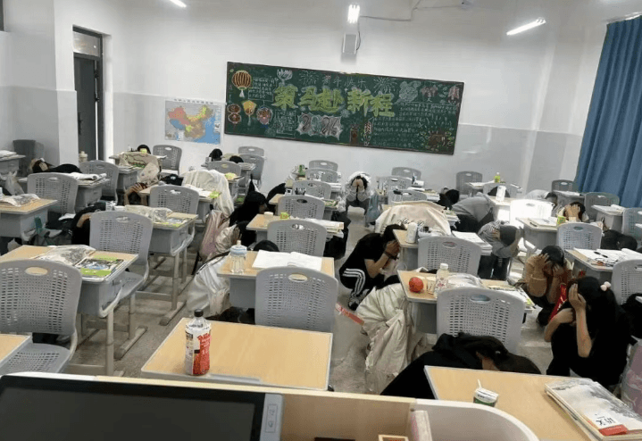 四川省汉源县职业高级中学 四川省汉源县职业高级中学