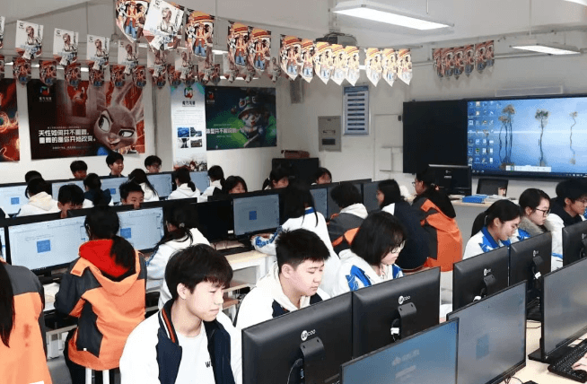 2026年成都市机械高级技工学校报名条件_报名方式