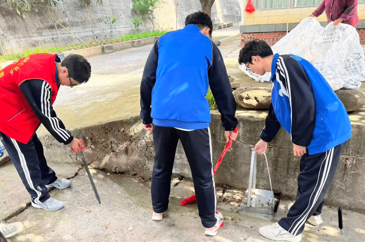 四川省广元市树人中学
